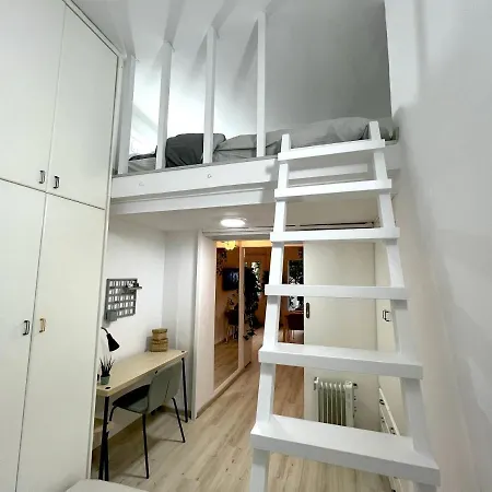 Ground Floor شقة *